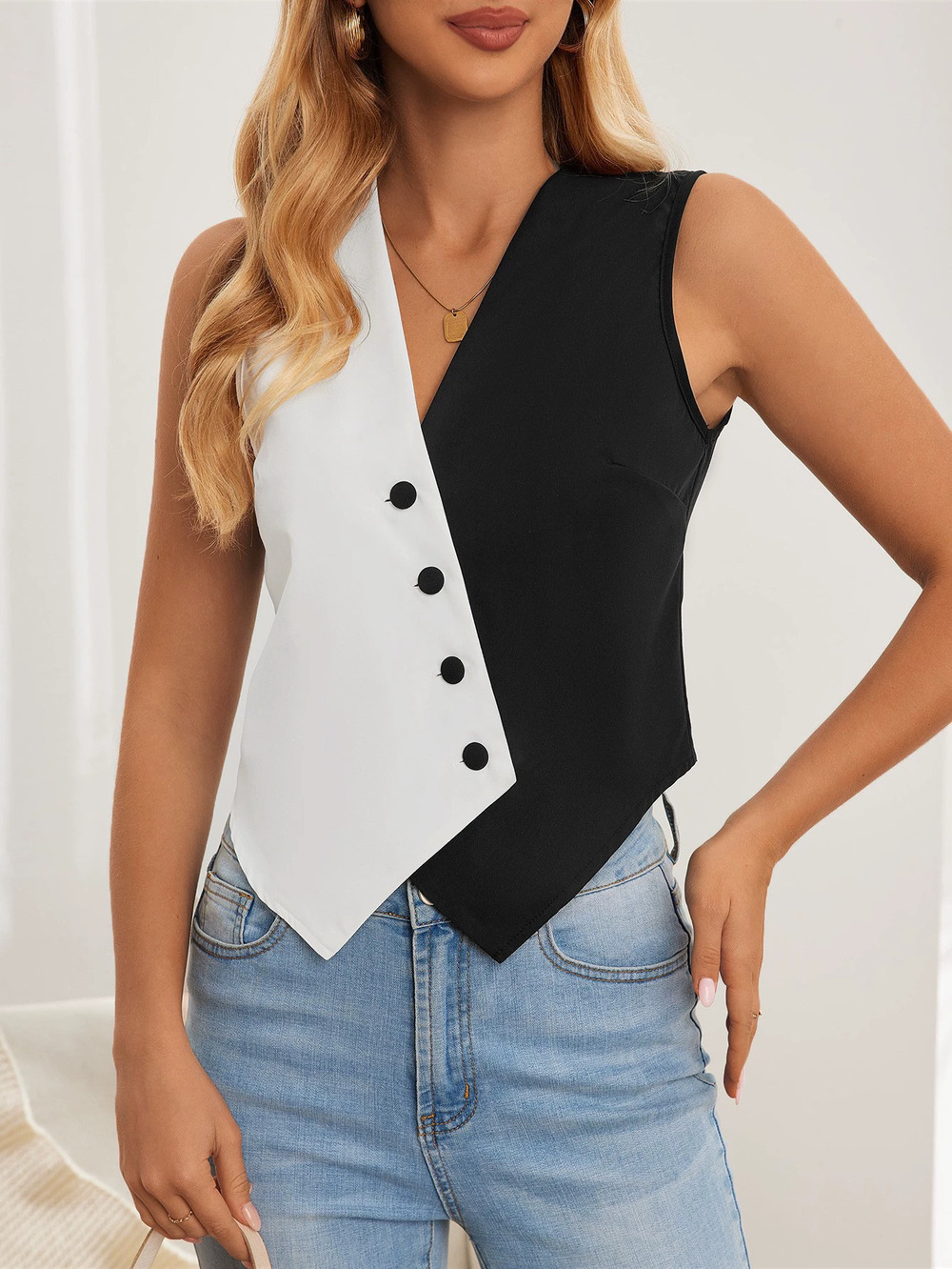 ZARA Black White Contrast Crossover Neck Cropped Blazer Vest Spring Summer